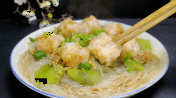 天热不想炒菜,就用这3样蒸一蒸!鲜嫩和浓郁蒜香味的搭配、闻着就流口水,好吃好做全家都喜欢