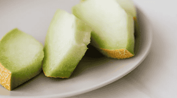 夏日固体饮料蜜瓜,含水量超九成,补钾护目老少皆宜