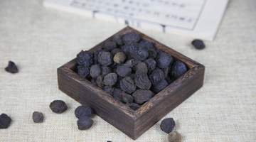 药食推荐丨7月准备开启三伏天“副本”,这种小黑果助你稳稳“通关”
