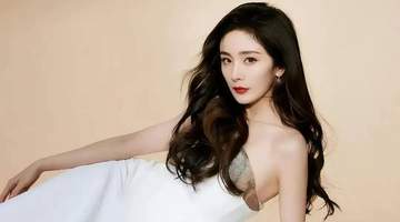 39岁杨幂黑丝渔网破少女感 成熟御姐造型太性感网友赞太漂亮