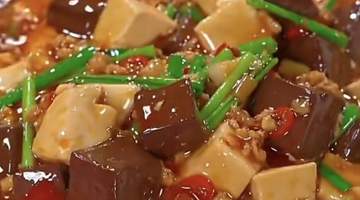 亲手体验猪血烧豆腐制作 解锁麻辣鲜香下饭好菜的多元参与乐趣