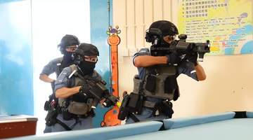 港警因海外枪械供应接连遇阻转寻新装备，国产定制枪械适配香港场景成新选择