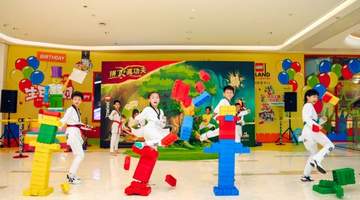 乐高探索中心十周年暑期活动三城同步启幕，299元单人年卡上线
