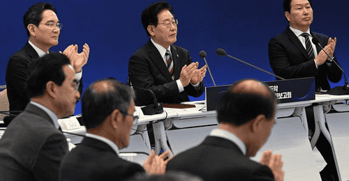 李在明发文鼓励韩国队:致以最深切的慰问 一如既往支持你们