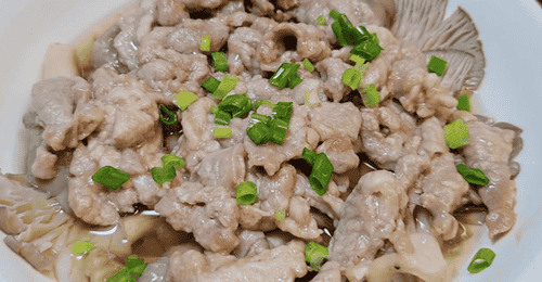 十分钟解锁家常鲜滋味 平菇蒸肉片邀你邂逅舌尖烟火气