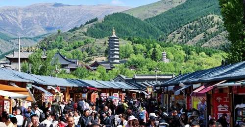 中国文化报报道五台山 | 在五台山,游客服务中心的一天会做些什么?