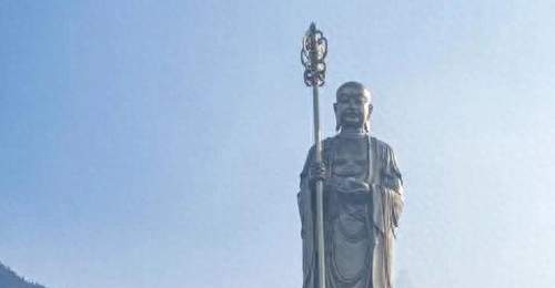 说一件很玄乎的真实小事:去过九华山的人,往后日子真的悄悄顺了