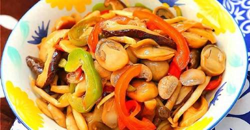 精选菜肴14款分享:蚝油菌菇、香肠土豆片、西汁焗猪肝、香辣鸡煲