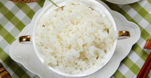 主食吃不够，并发症来得更快？糖友每天至少要吃够这个量的主食！