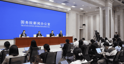 人民币汇率怎么稳?央行回应来了