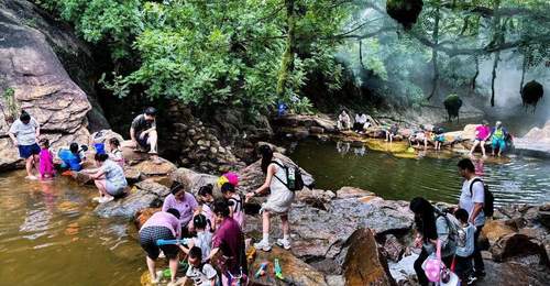 茉莉花开|连云港云台山景区:盛夏寻清凉,亲子欢乐正当时