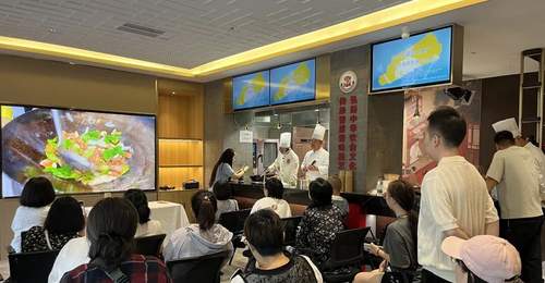 迎泽区总工会举办“名厨教做家常菜”第三期烹饪培训活动