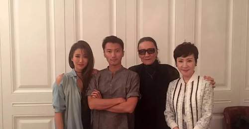 谢贤离世细节曝光：昏迷中盼见谢霆锋最后一面，葬礼低调简朴