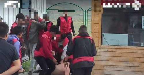 赛里木湖景区多名工作人员围殴旅游车司机引众议 7名涉事者已被辞退并被警方控制