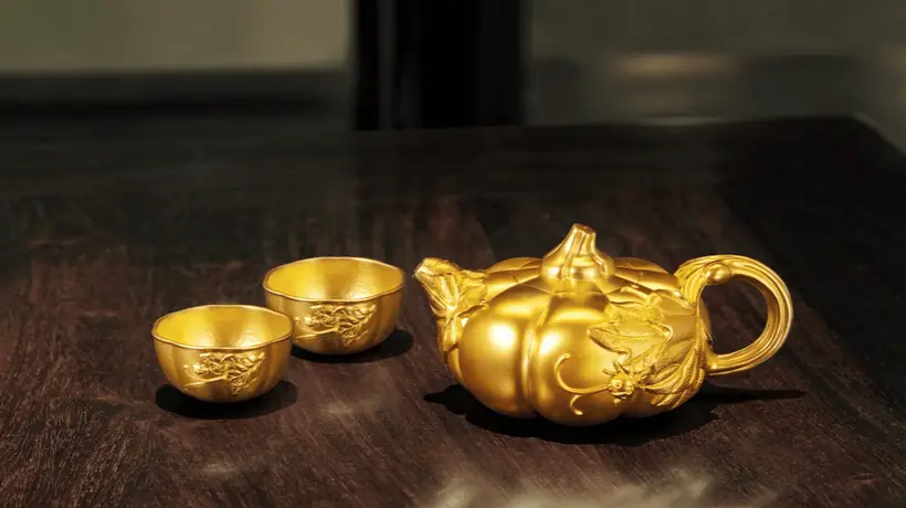 金价大跌,老铺黄金迎来「压力测试」