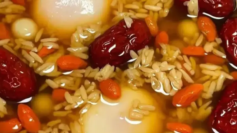 超治愈家常甜汤!鸡蛋醪糟温暖整个春夏秋冬