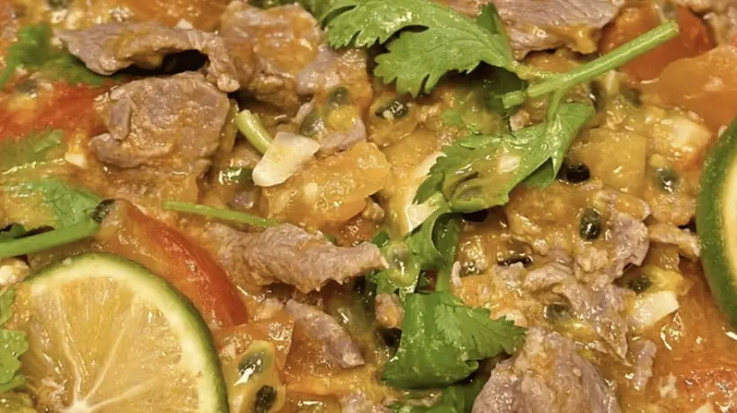 酸爽开胃,没胃口就吃百香果酸汤牛肉