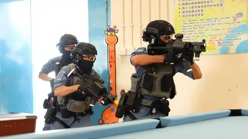 港警因海外枪械供应接连遇阻转寻新装备,国产定制枪械适配香港场景成新选择