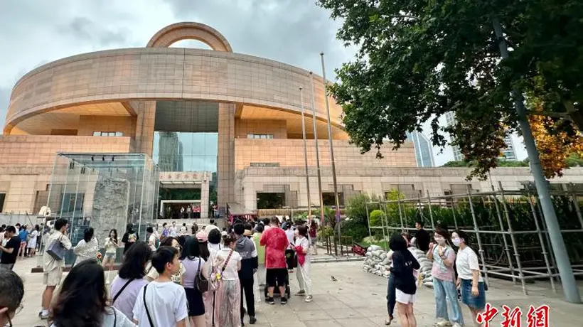 上海博物馆“奇妙夜”化身美洲古代雨林秘境