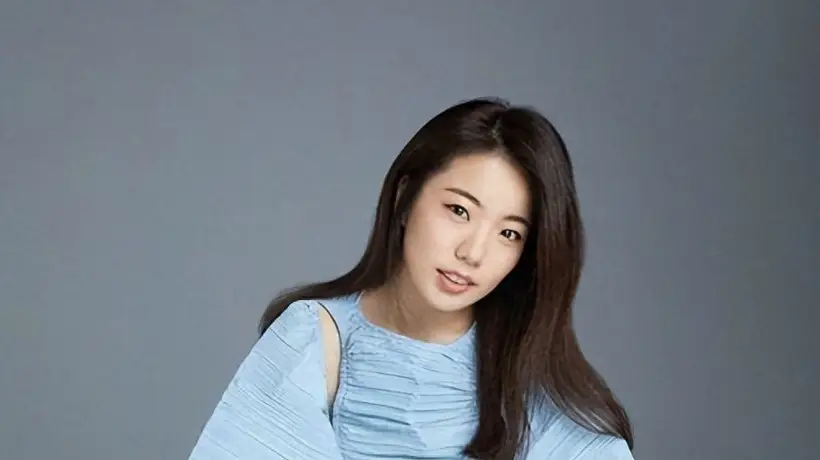 贾平凹也没想到,他苦心捧起来的女儿,如今会被蒋方舟给拖下水