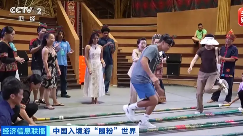 南外滩定制中心成海外游客首选打卡地 上海定制靠一针一线圈粉全球