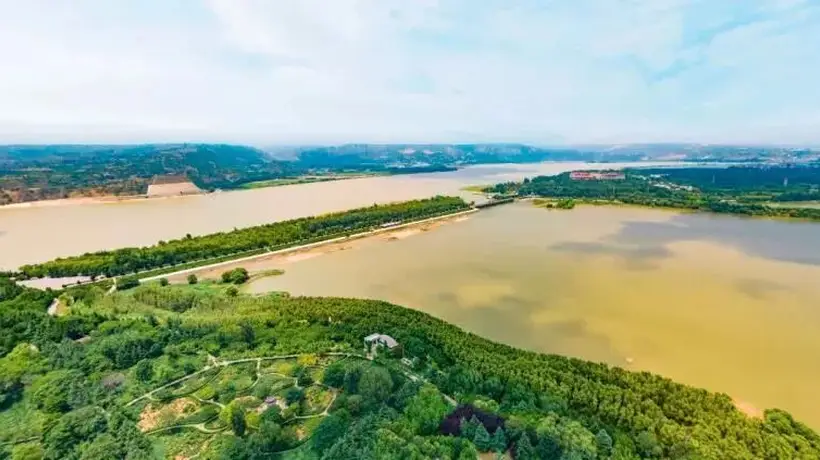 来天鹅湖国家级旅游度假区玩啥?多元活动温泉民宿让你畅享自然与非遗乐趣